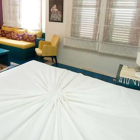 Apollon ホテル ボズカーダ