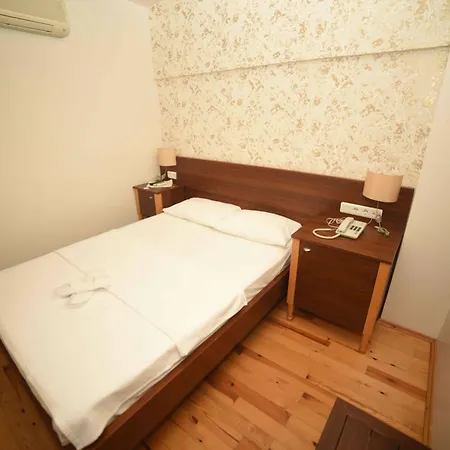 ホテル Apollon 4*